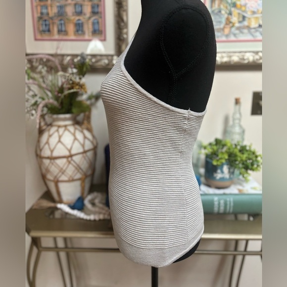 ABERCROMBIE & FITCH ONE SHOULDER RIBBED KNIT BEIGE THONG STYLE BODYSUIT SZ M - Picture 8 of 11